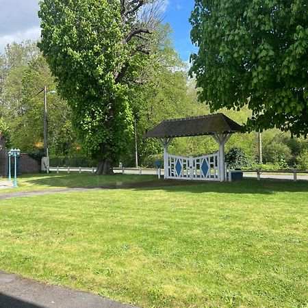 Studio Aux Abords Des Etangs Milly-sur-Therain Exterior photo