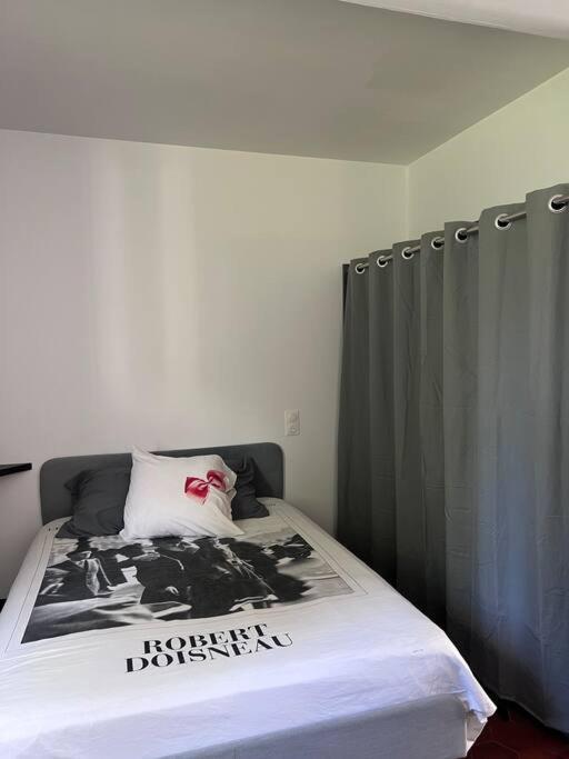 Studio Aux Abords Des Etangs Milly-sur-Therain Exterior photo